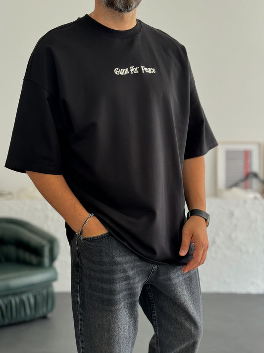 BLACK GUNS T-SHIRT