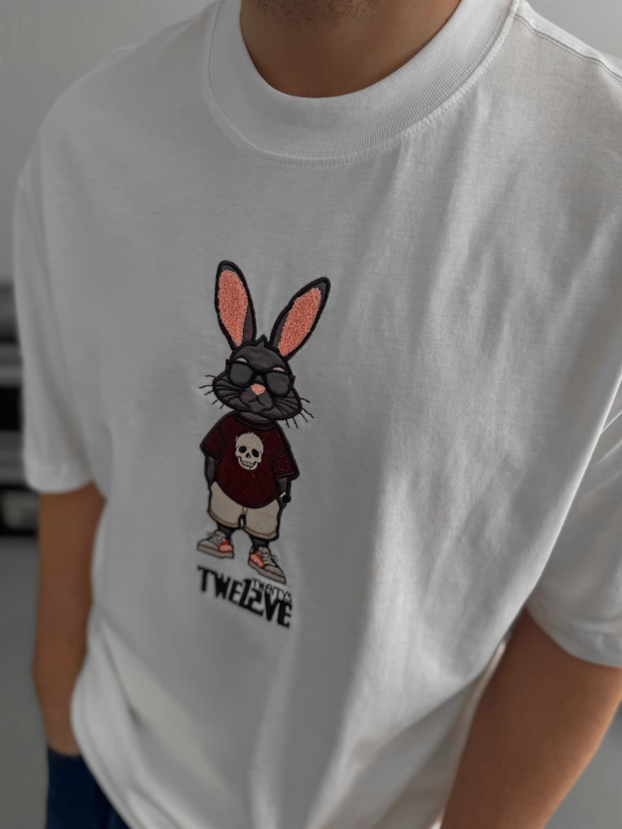 WHITE BUNNY T-SHIRT