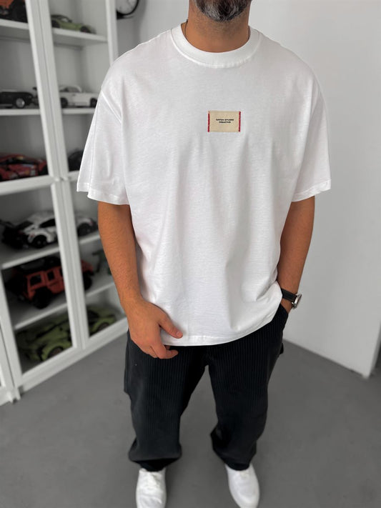 WHITE WOVEN PATCH T-SHIRT