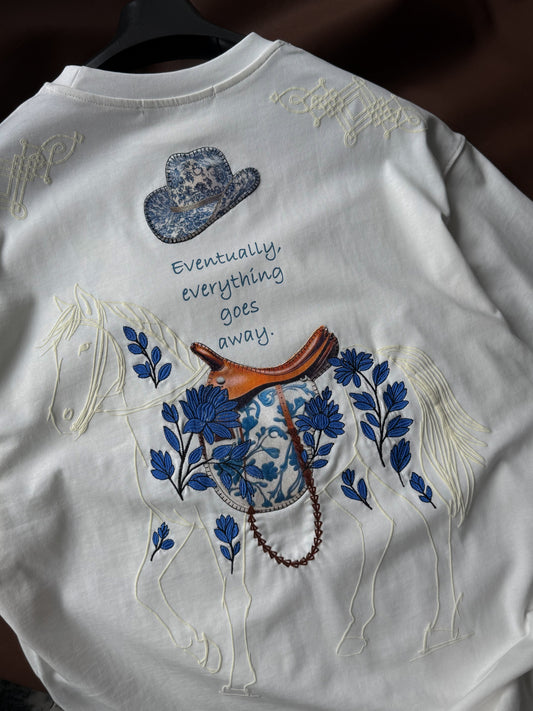 WHITE FLORAL EMBROIDERED T-SHIRT