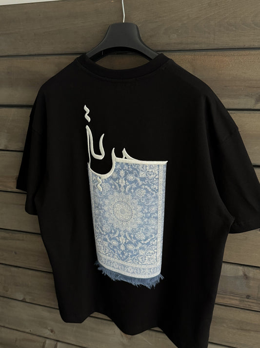 BLACK CARPET T-SHIRT