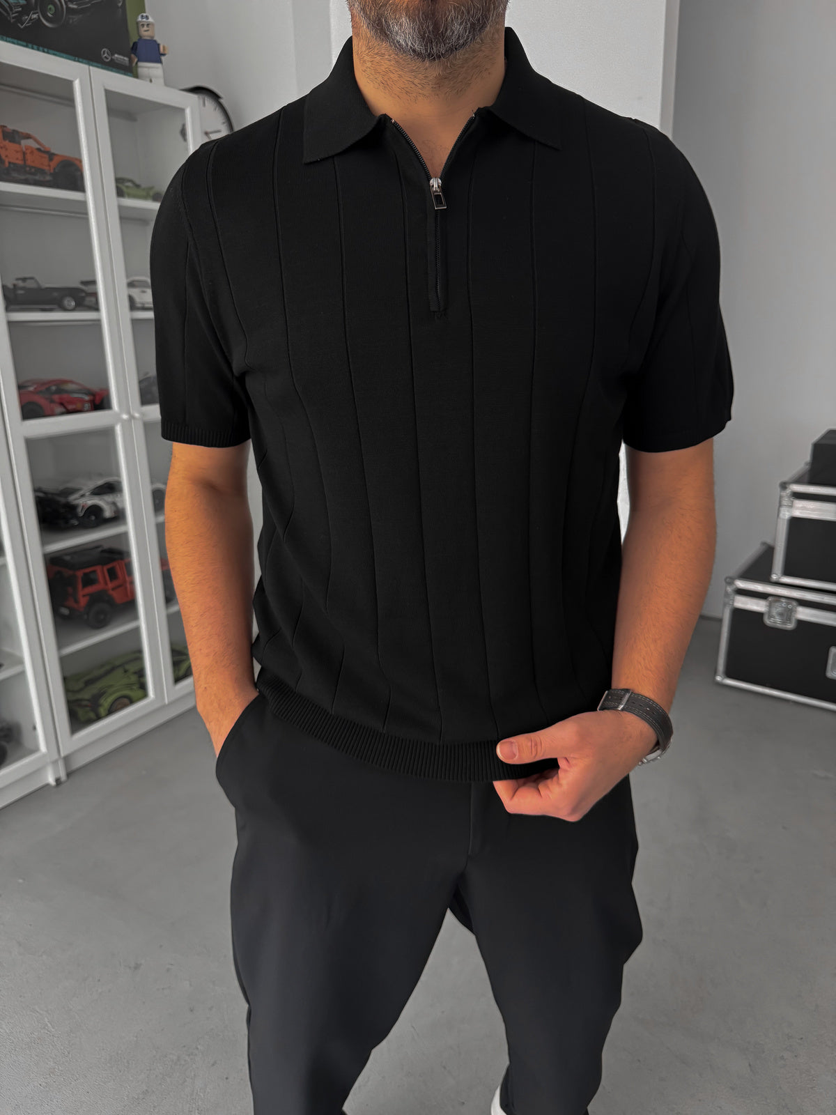 BLACK HALF ZIP KNIT T-SHIRT