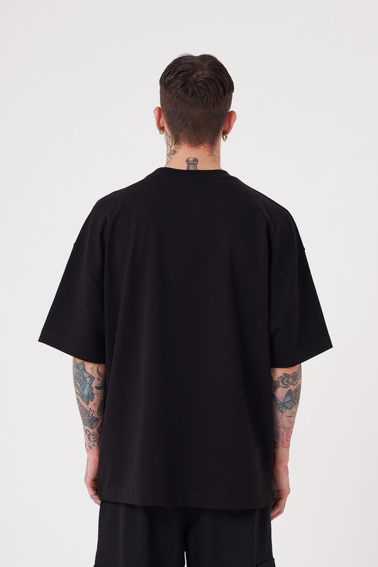 BLACK FLOWER PATCH T-SHIRT