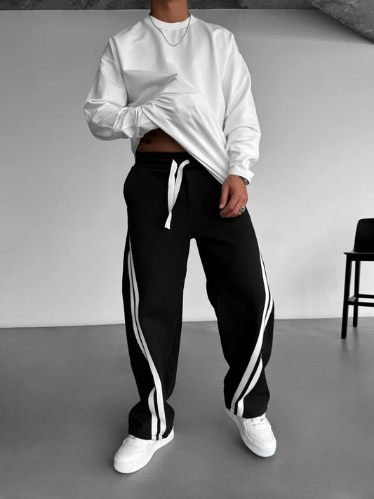 BLACK LOOSE FIT STRIP JOGGER