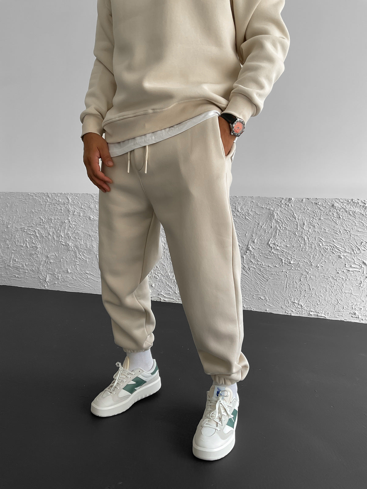 Beige Elastic Basic Jogger
