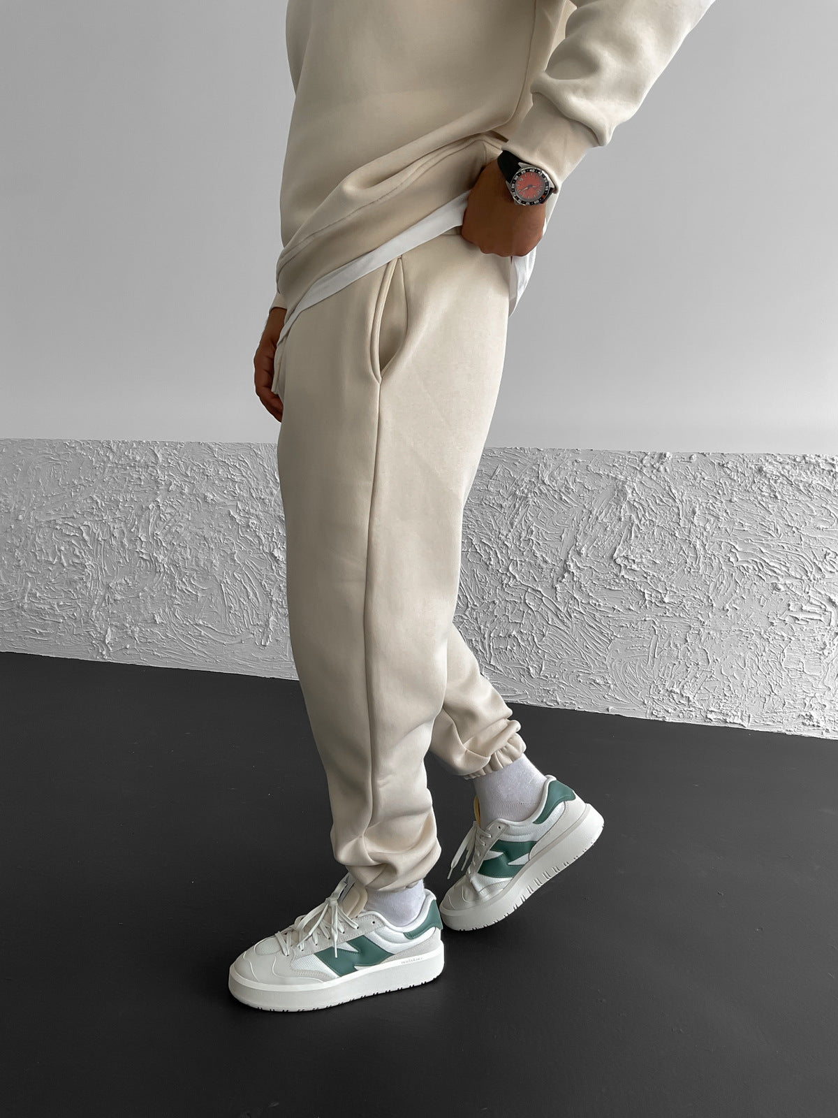 Beige Elastic Basic Jogger