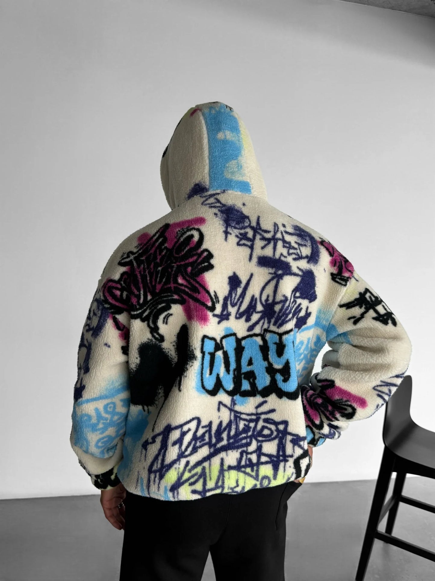 BEIGE OVERSIZE GRAFFITI PLUSH ZIPPER JACKET