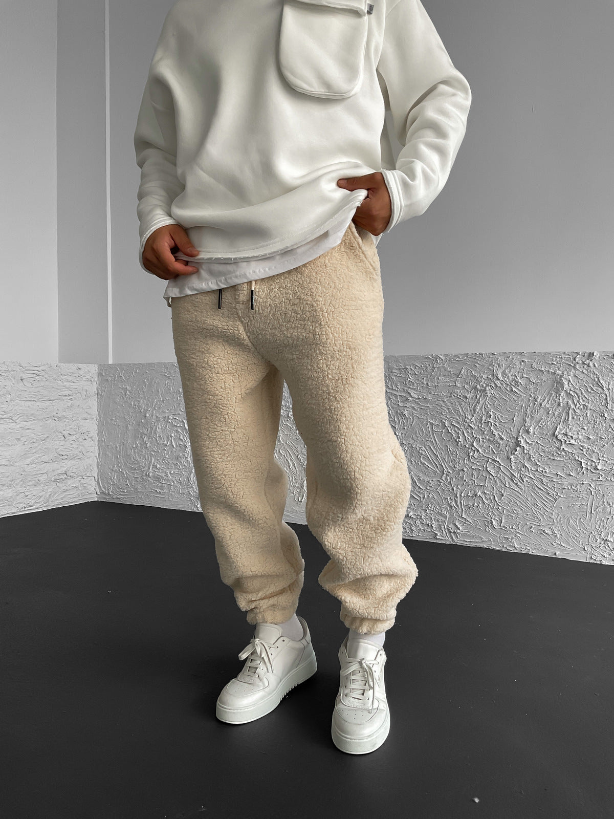Beige Polar Jogger