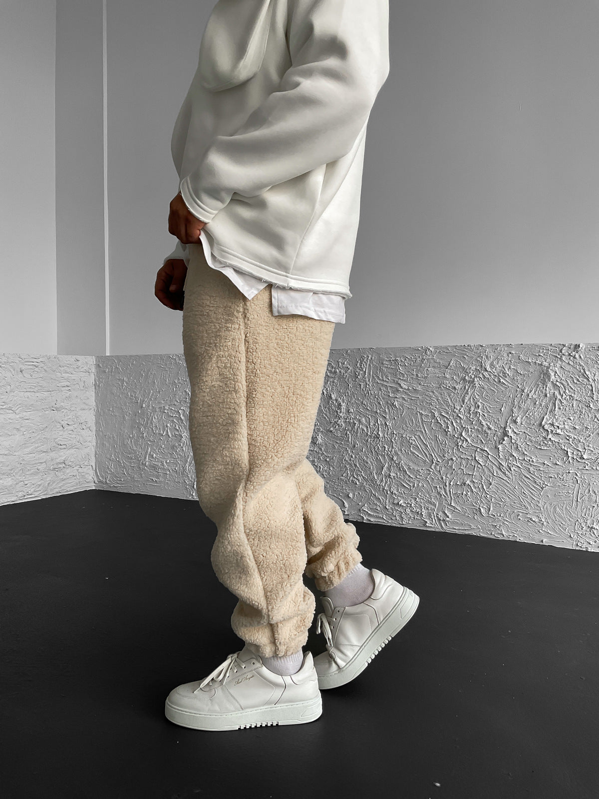 Beige Polar Jogger