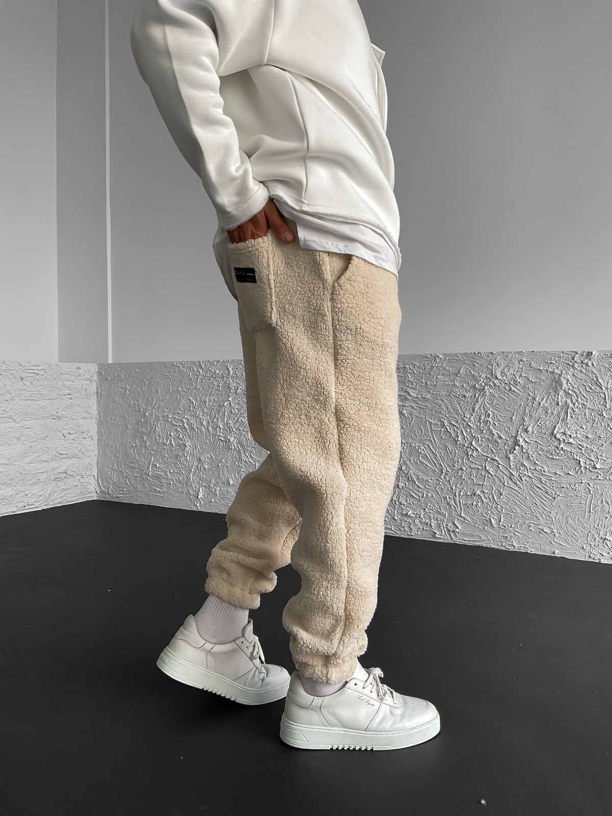 Beige Polar Jogger