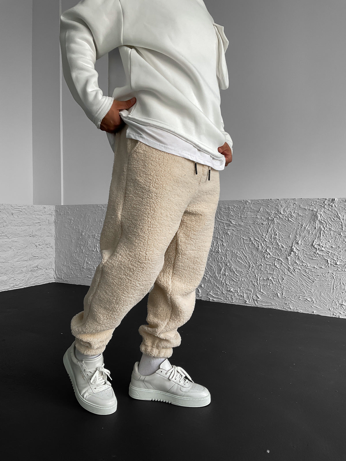 Beige Polar Jogger