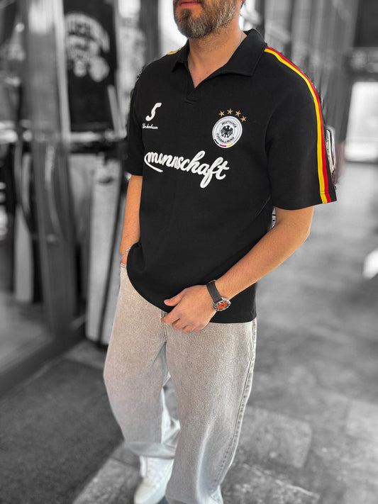 BLACK GERMANY CREST T-SHIRT