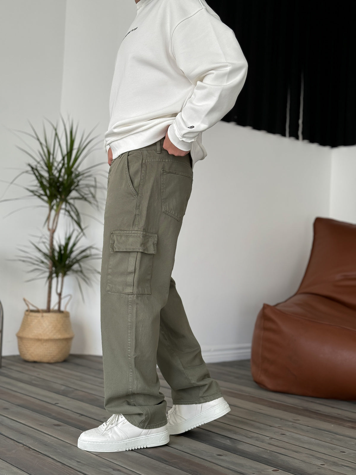 KHAKI CARGO GABARDINE PANTS