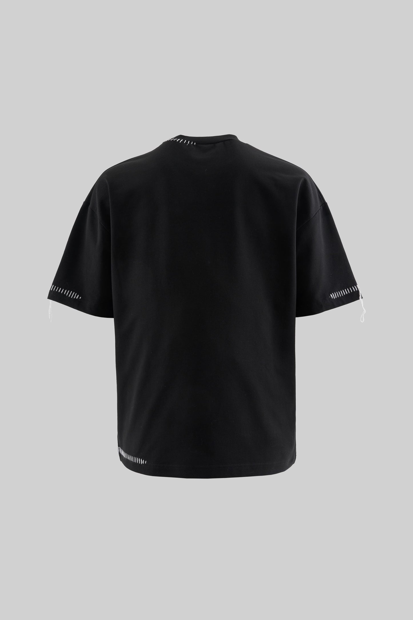 BLACK BLANKET STITCH T-SHIRT
