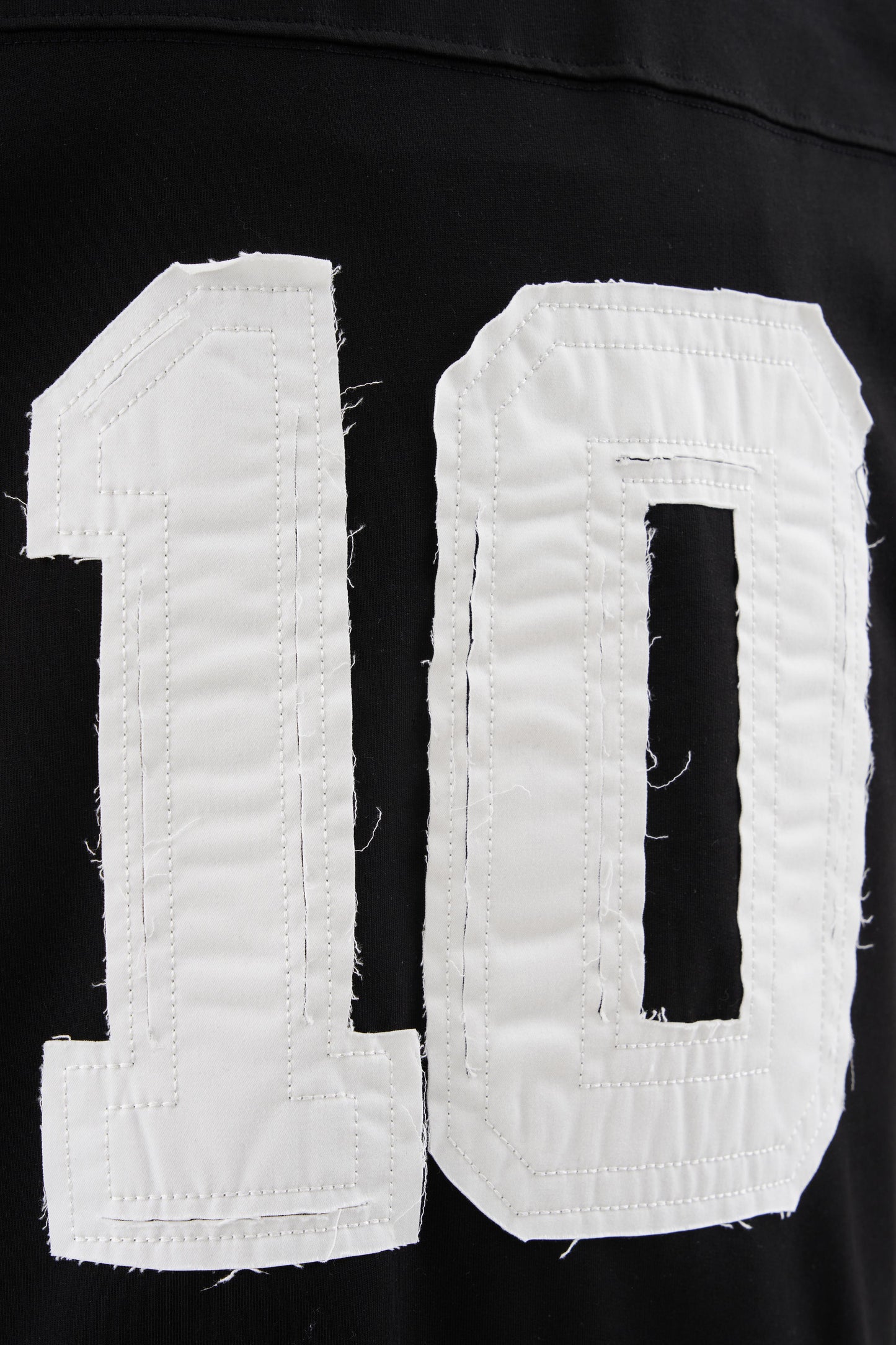 BLACK 10 T-SHIRT