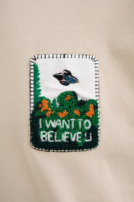 BEIGE ALIEN EMBROIDERY T-SHIRT