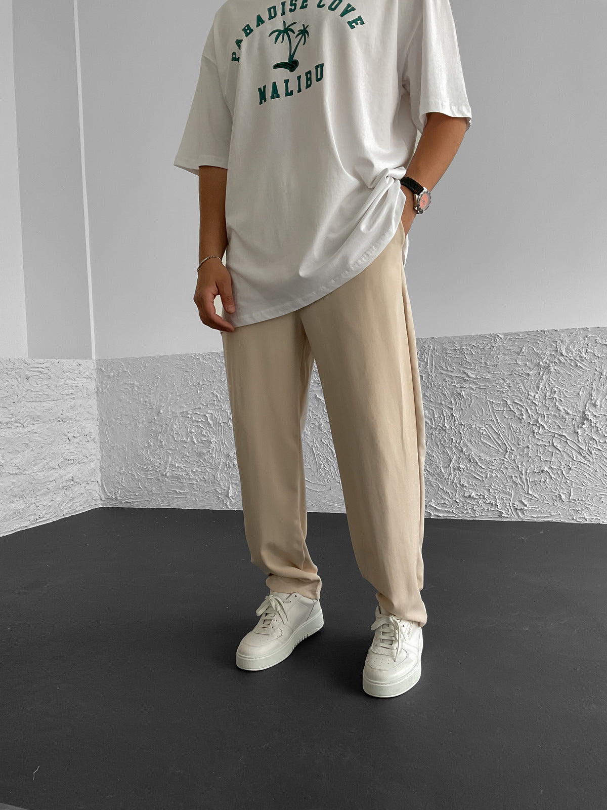 Cream Baggy Jogger