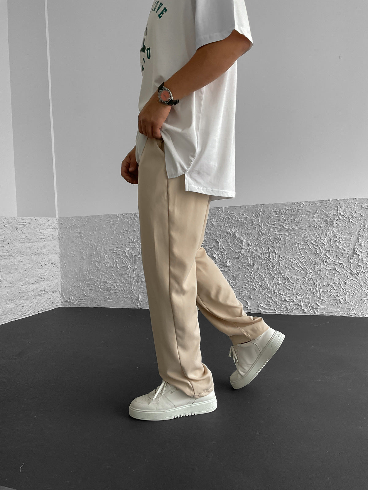 Cream Baggy Jogger
