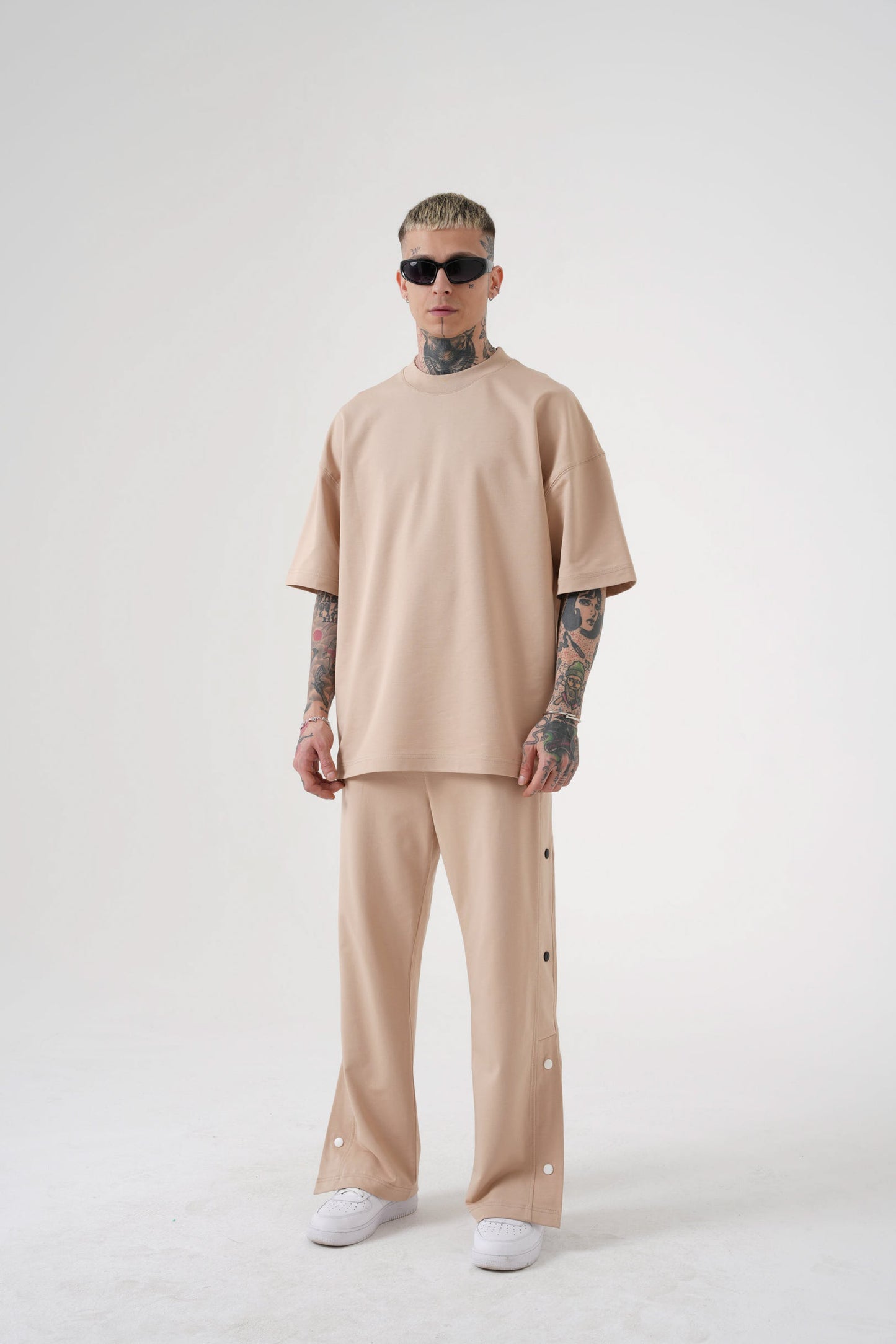 Beige MC-87 Buttoned Jogger