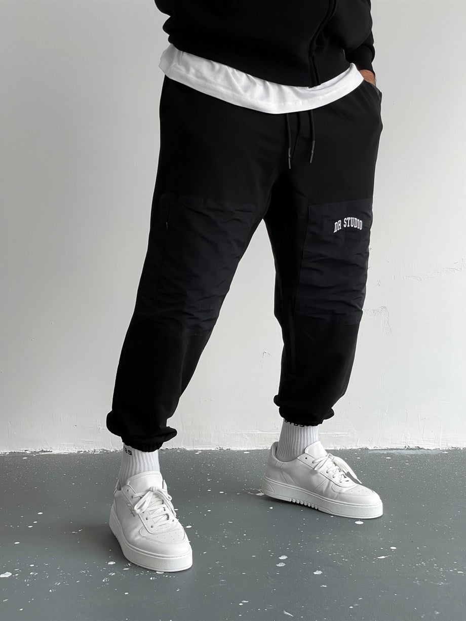 Side Pocket Black Jogger