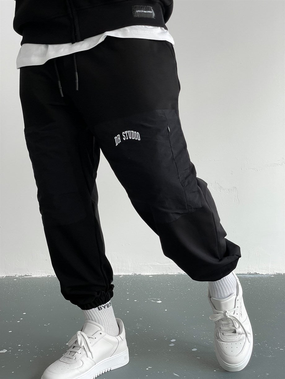 Side Pocket Black Jogger