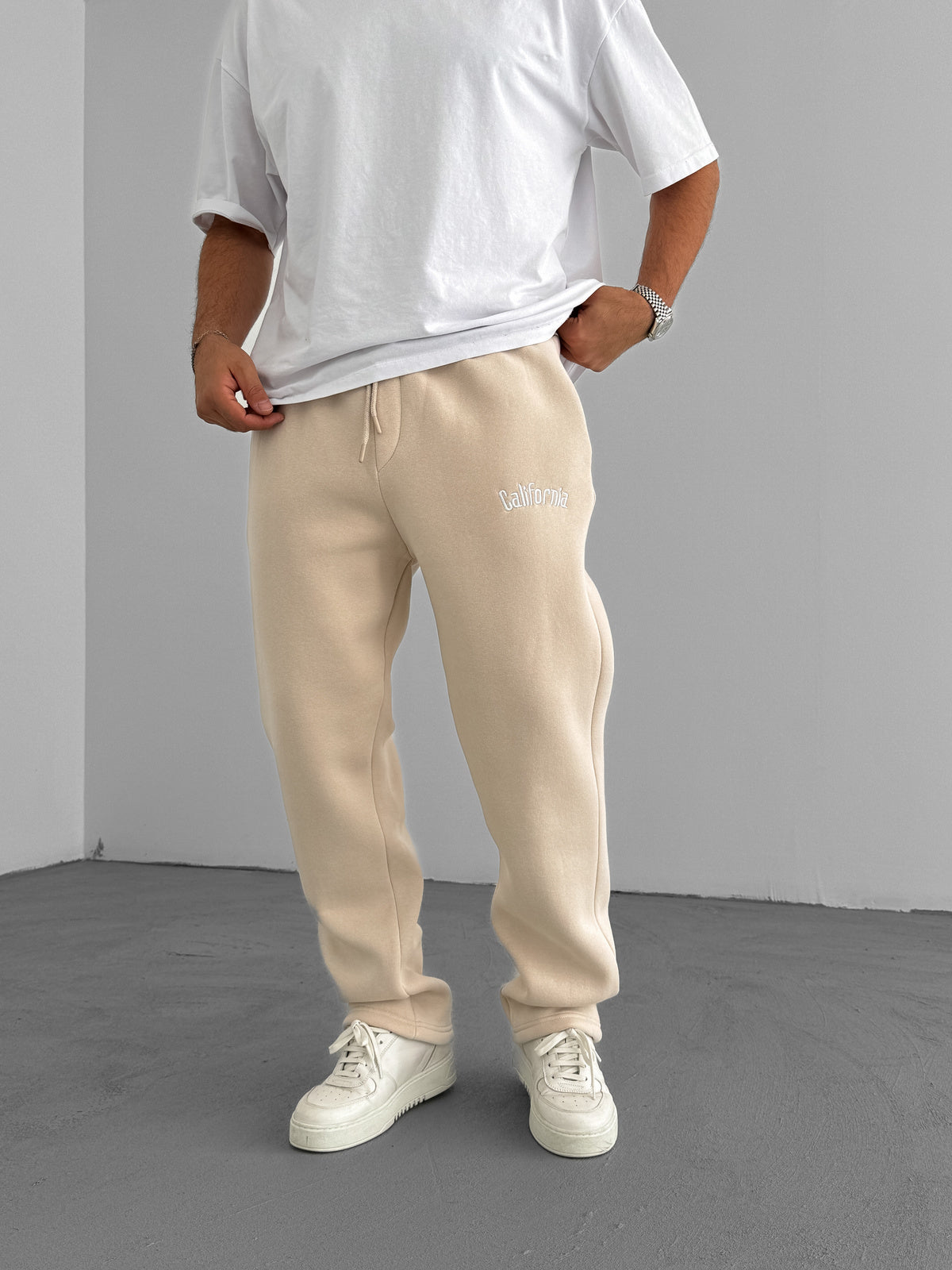 BEIGE CALIFORNIA JOGGER