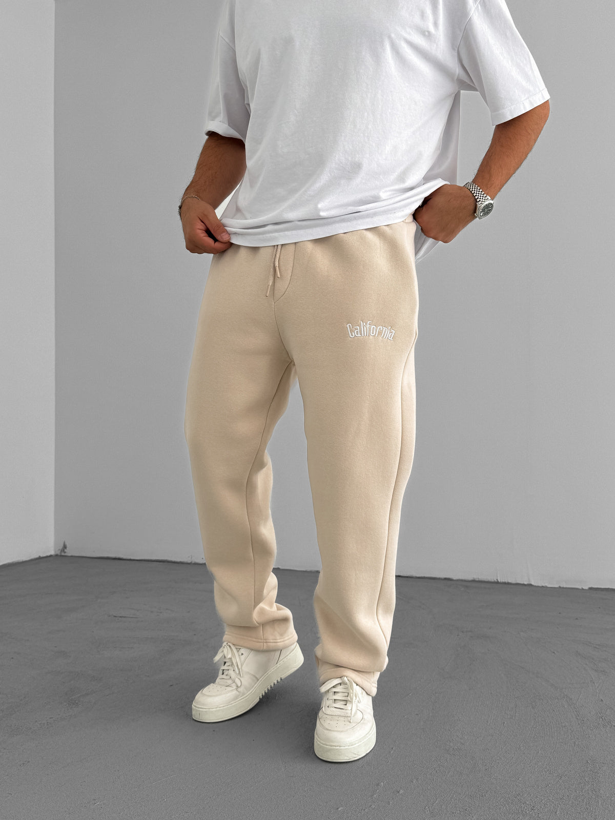 BEIGE CALIFORNIA JOGGER