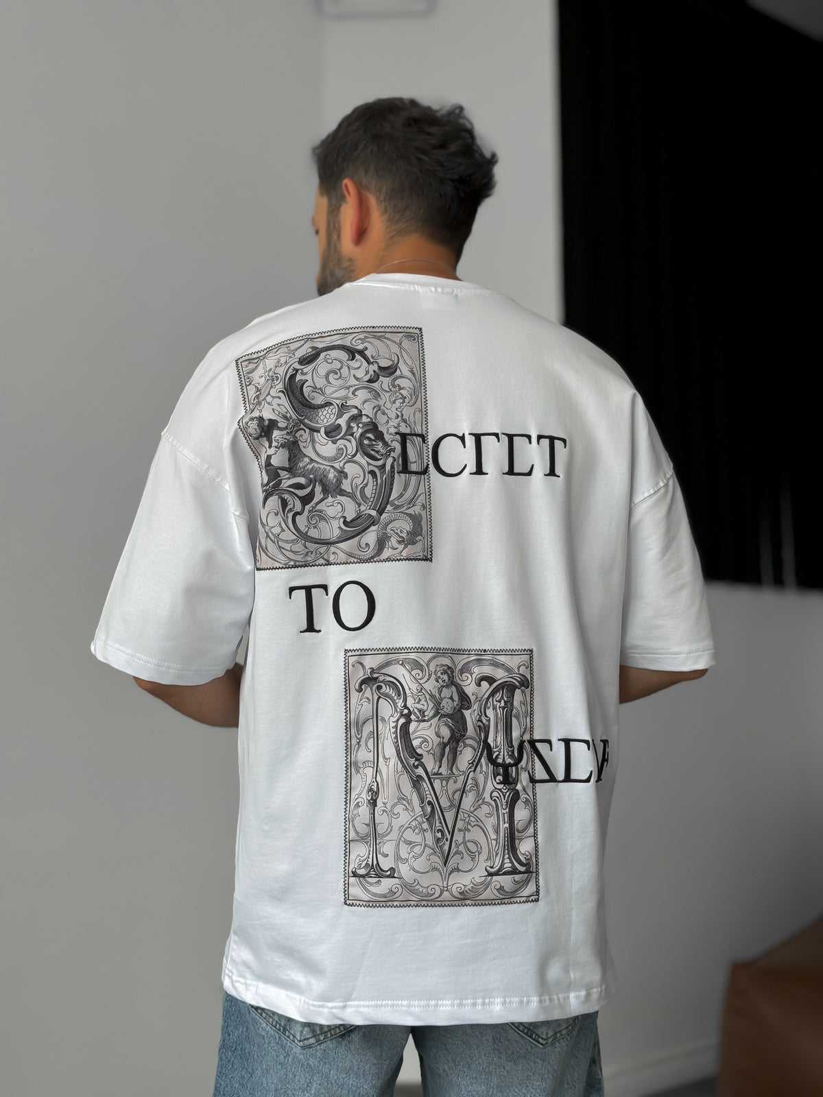 WHITE SECRET T-SHIRT