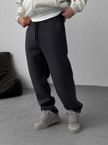BLACK BASIC JOGGER