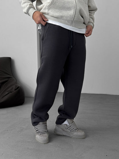BLACK BASIC JOGGER