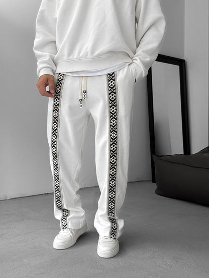 WHITE MOSAIC PATCH JOGGER