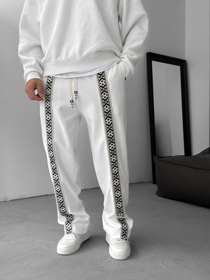 WHITE MOSAIC PATCH JOGGER