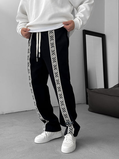 BLACK MOSAIC PATCH JOGGER