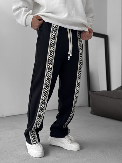 BLACK MOSAIC PATCH JOGGER