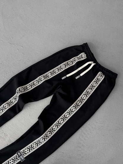 BLACK MOSAIC PATCH JOGGER
