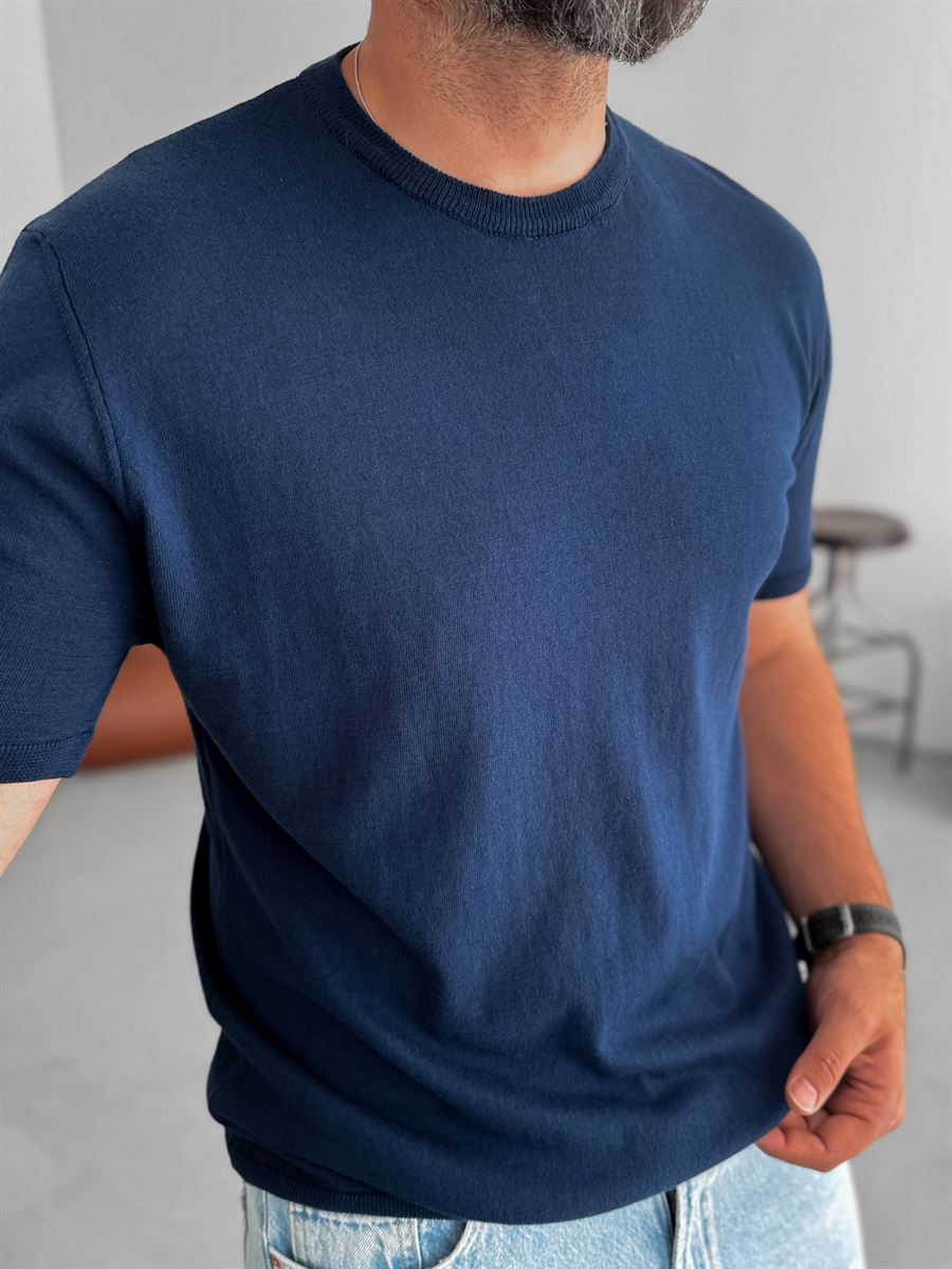 NAVY BLUE BASIC FIT KNITWEAR T-SHIRT