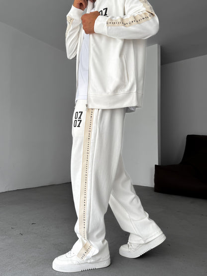 WHITE 0707 PRINTED JOGGER