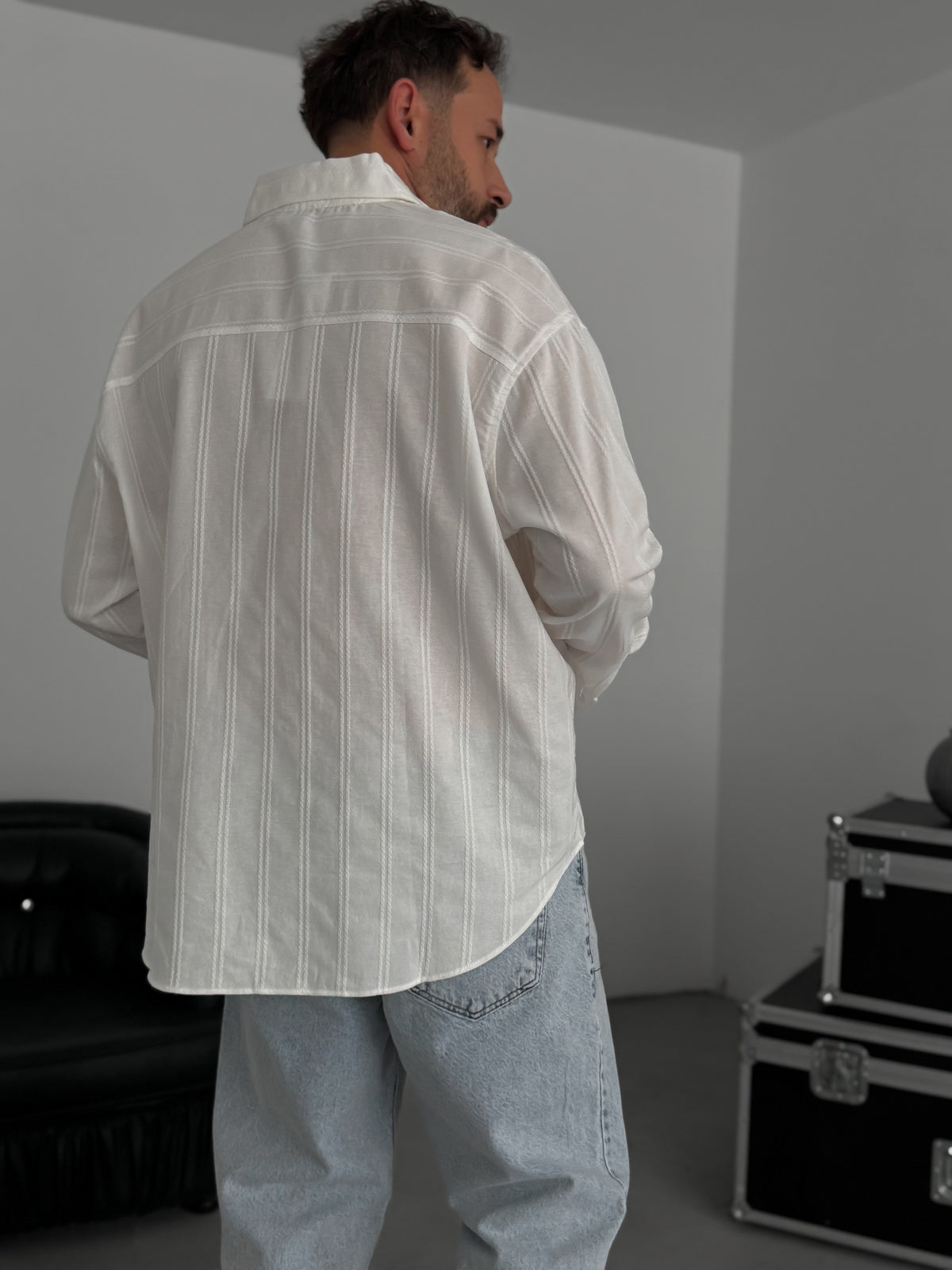 WHITE KNITTED STRIPED SHIRT