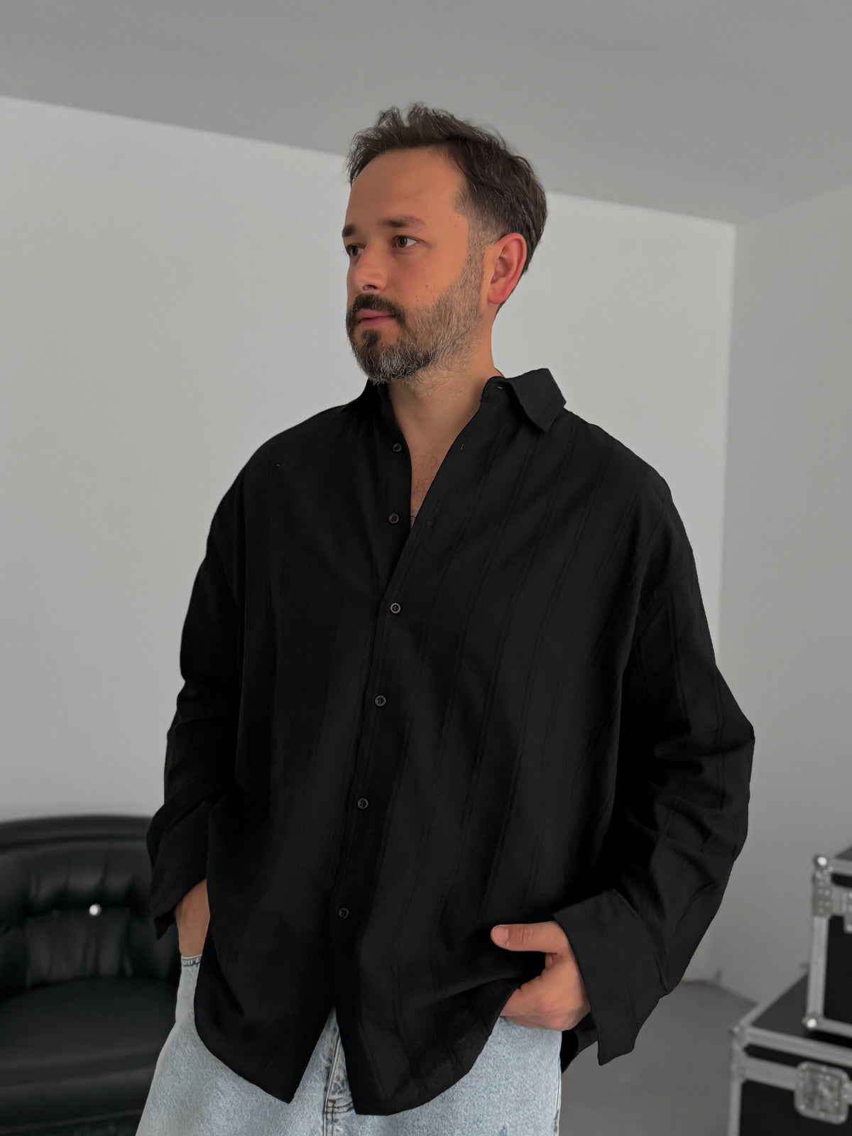 BLACK KNITTED STRIPED SHIRT