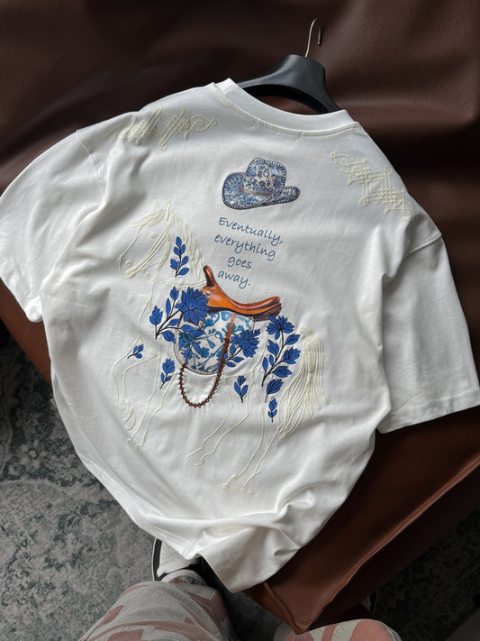 WHITE FLORAL EMBROIDERED T-SHIRT