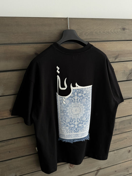 BLACK CARPET T-SHIRT