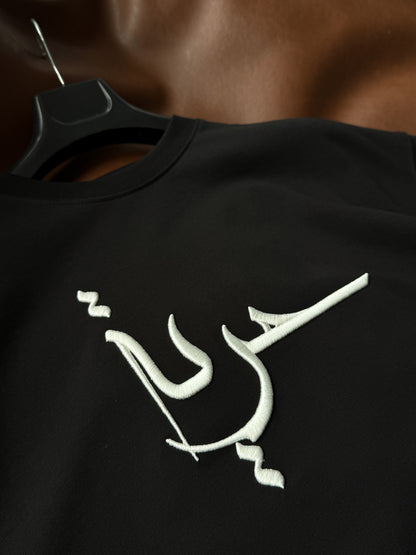 BLACK CARPET T-SHIRT