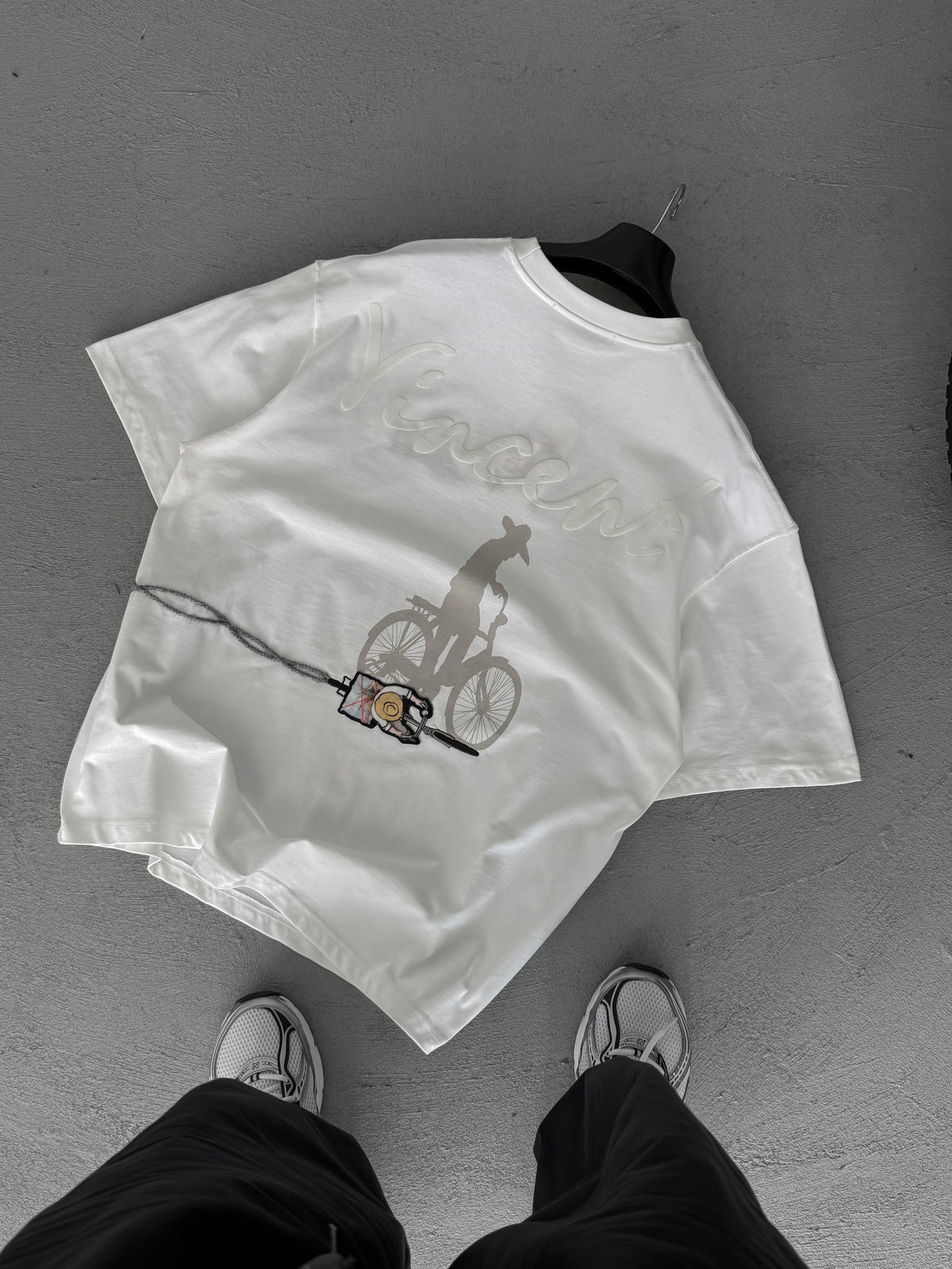 WHITE VINCENT EMBROIDERED T-SHIRT