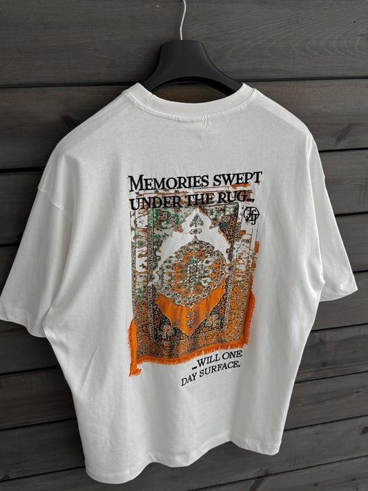 WHITE CARPET T-SHIRT