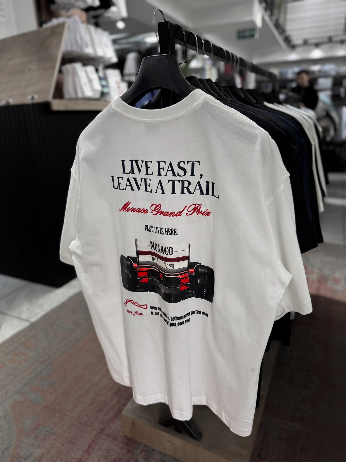 WHITE LIVE FAST T-SHIRT