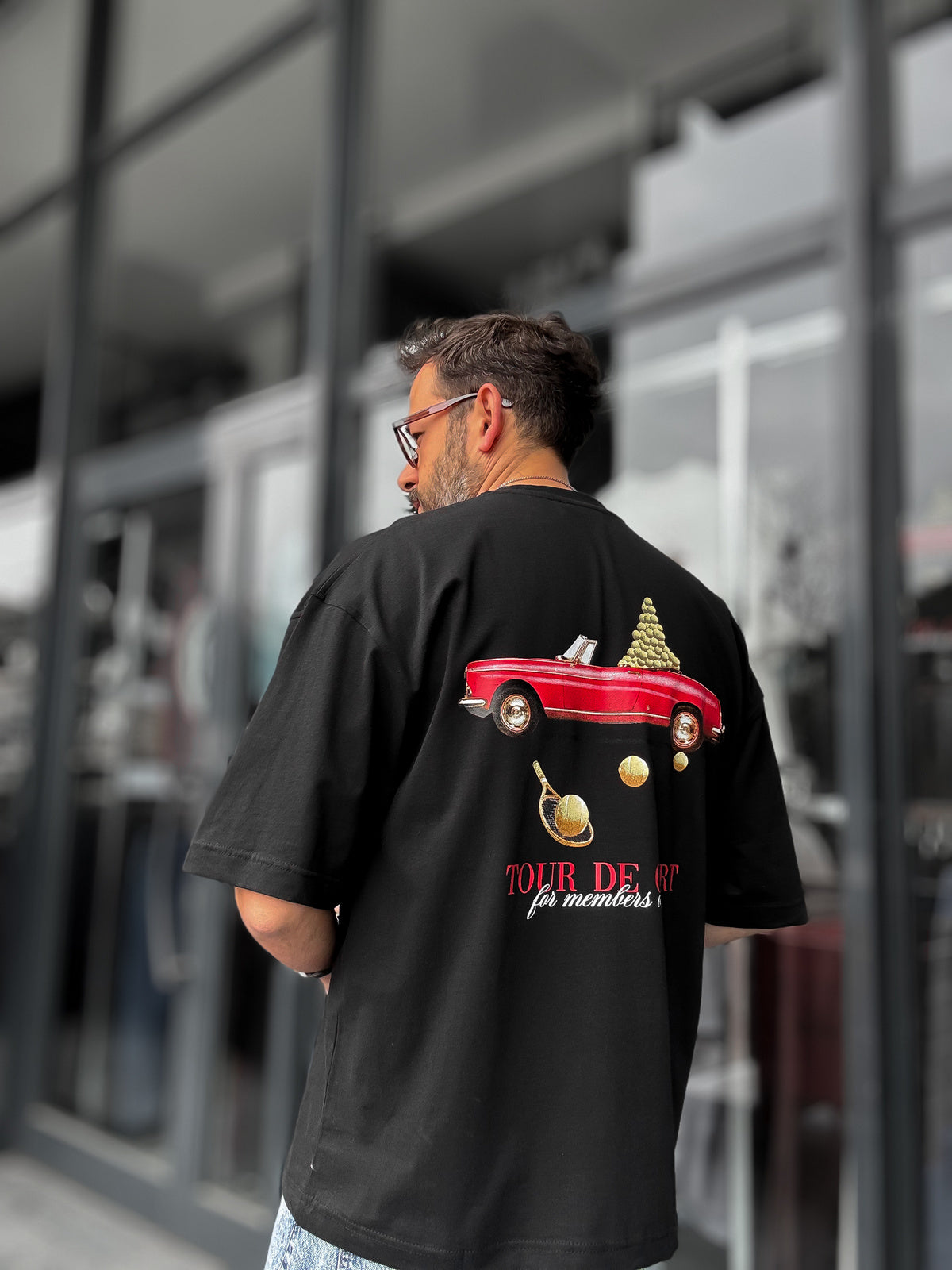 BLACK TOUR DE CORT T-SHIRT
