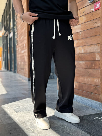 BLACK No1 EMBOSSED JOGGER