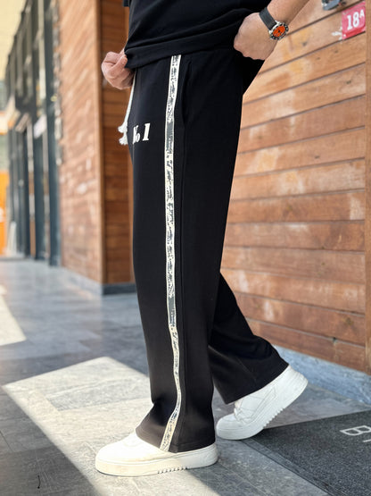BLACK No1 EMBOSSED JOGGER