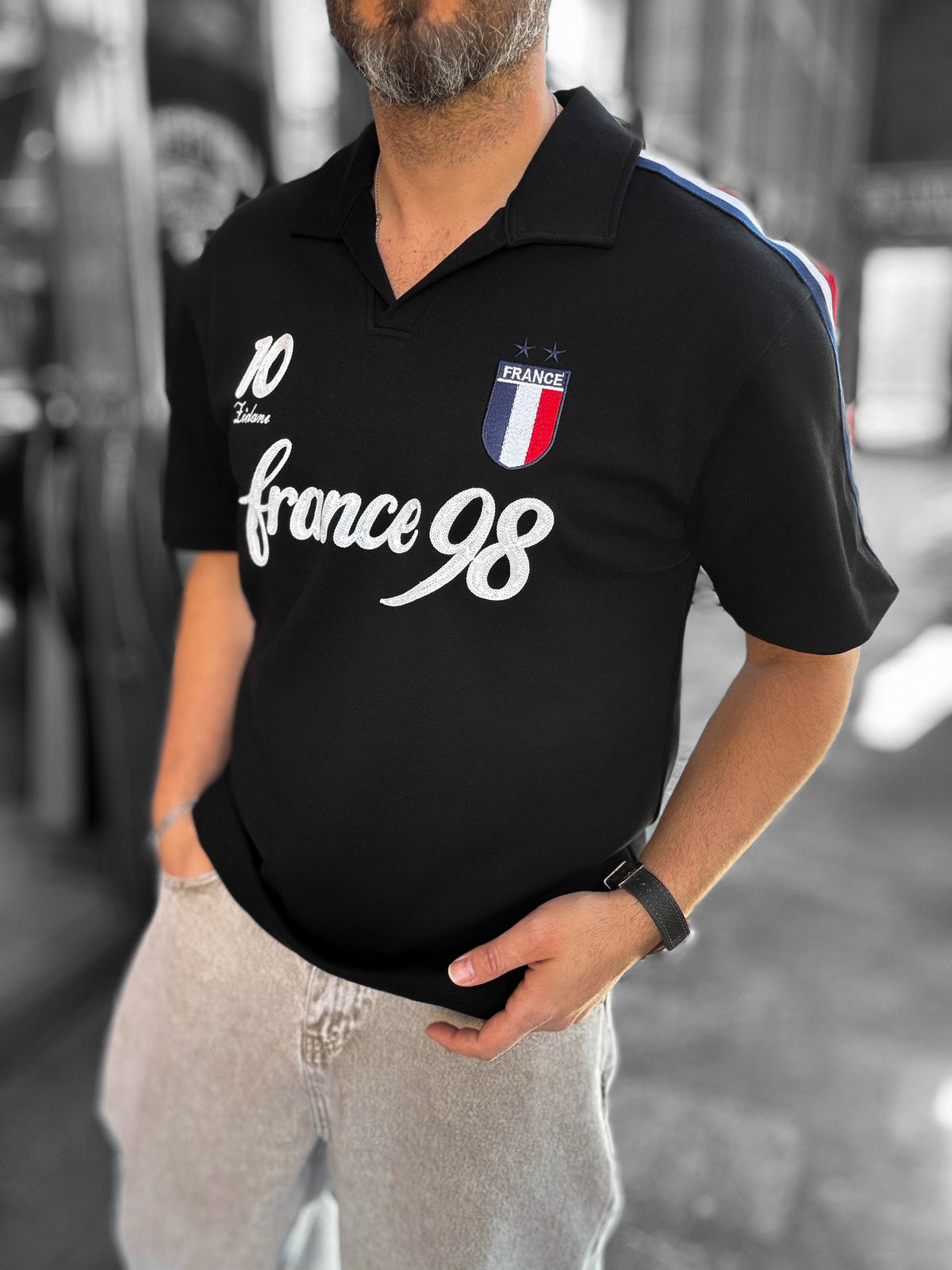 BLACK FRANCE CREST T-SHIRT
