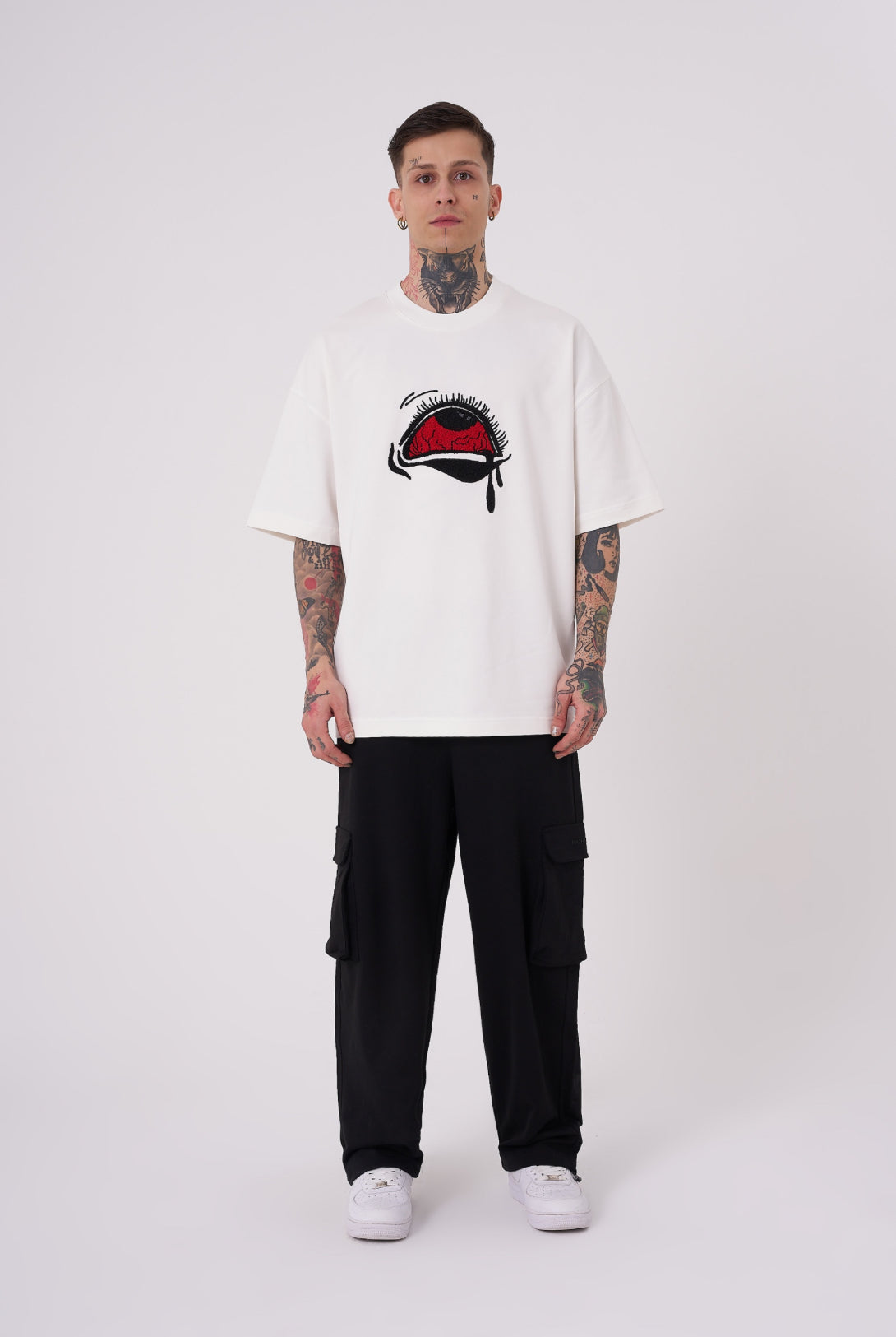 WHITE TIRED EYES T-SHIRT